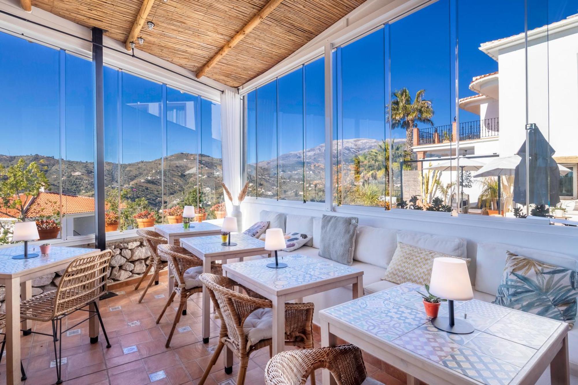 Malaga Hills Double Comfort Boutique & Wellness Eco-hotel -adults Only-