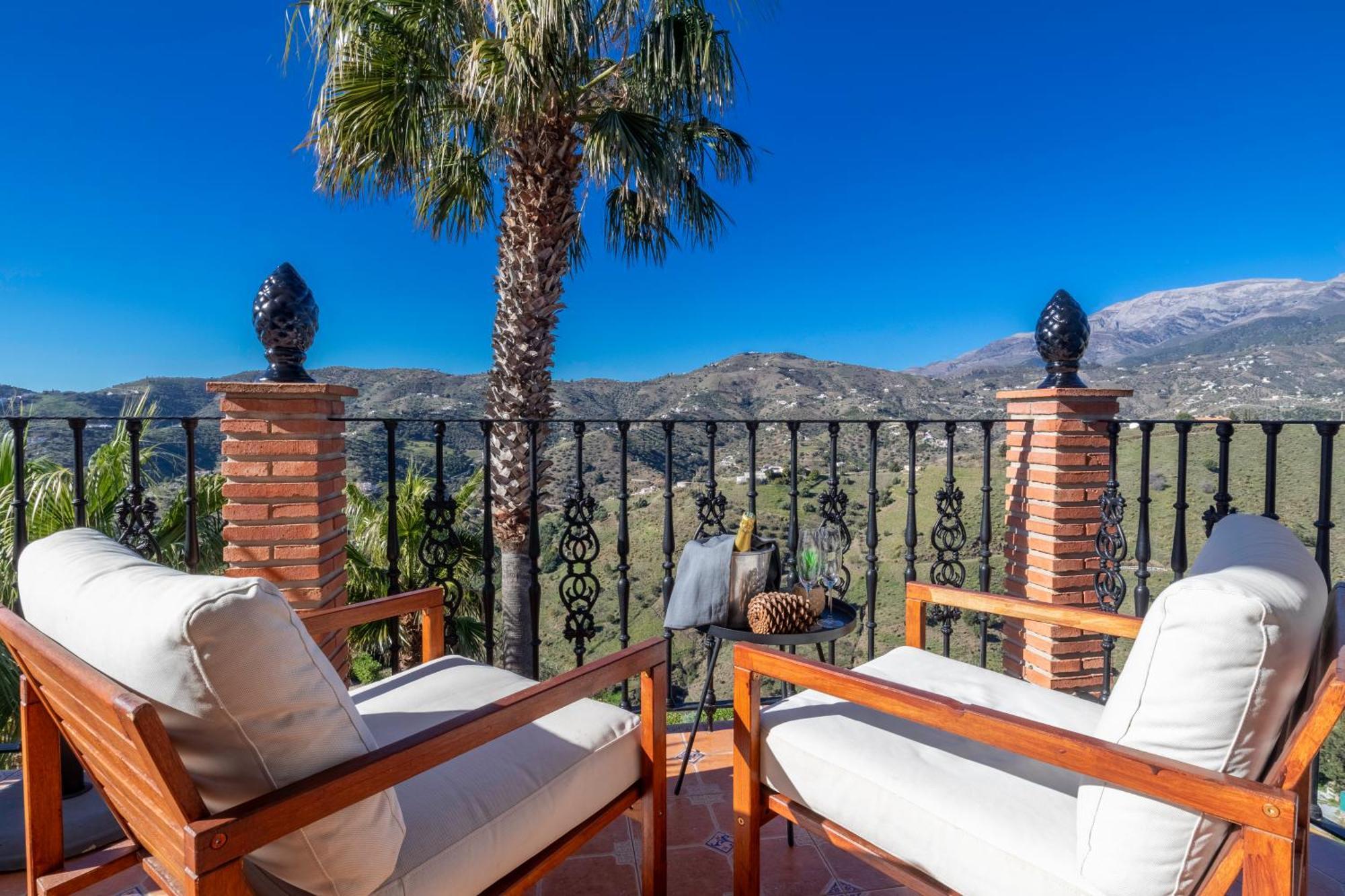 Malaga Hills Double Comfort Boutique & Wellness Eco-hotel -adults Only- Hotel
